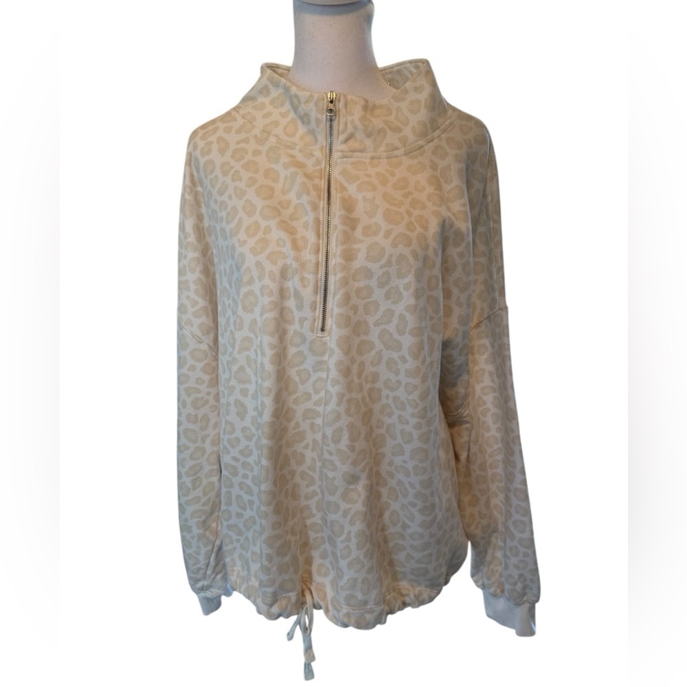 Women’s Old Navy Cream Leopard Print sweatshirt Hoodie Size XXL